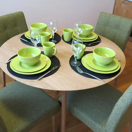 - City Center Apartamento *